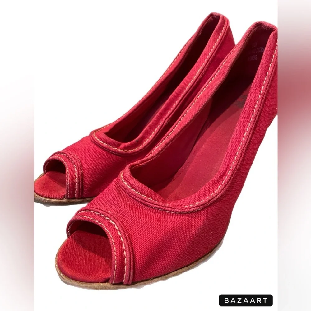 🌟Vintage🌟 Timberland canvas peep toe wedges in red size 8.5M SH3
